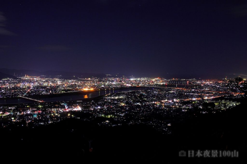 岩神山の山頂