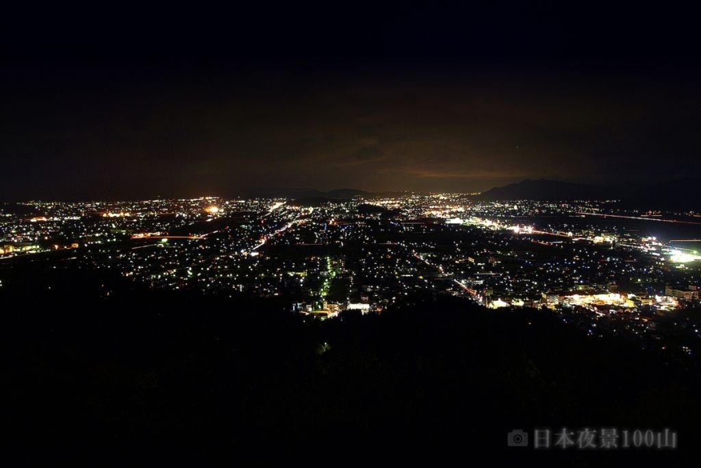 村国山展望台（撮影：田村拓也）