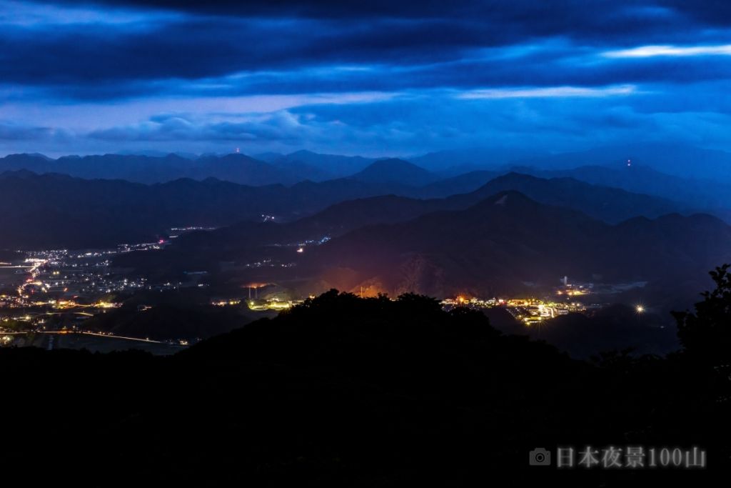 鬼ヶ城の山頂